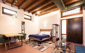 Al 18 Verona Rooms